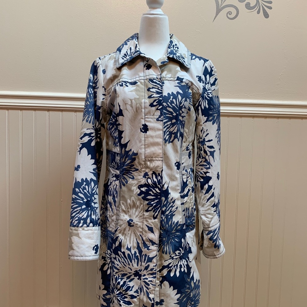 Eddie Bauer rain coat